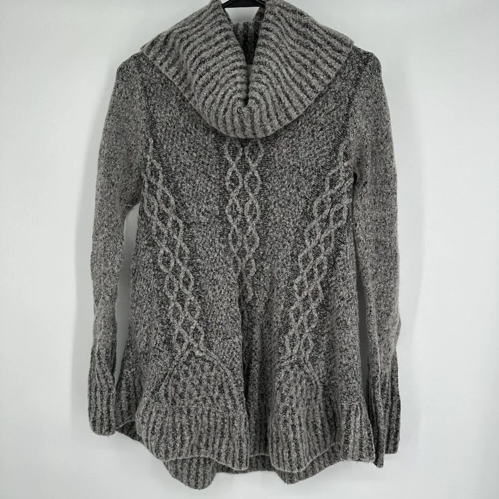 Ruby Moon Women's Gray cable Knit Sweater Cowl Neck Size‎ Small